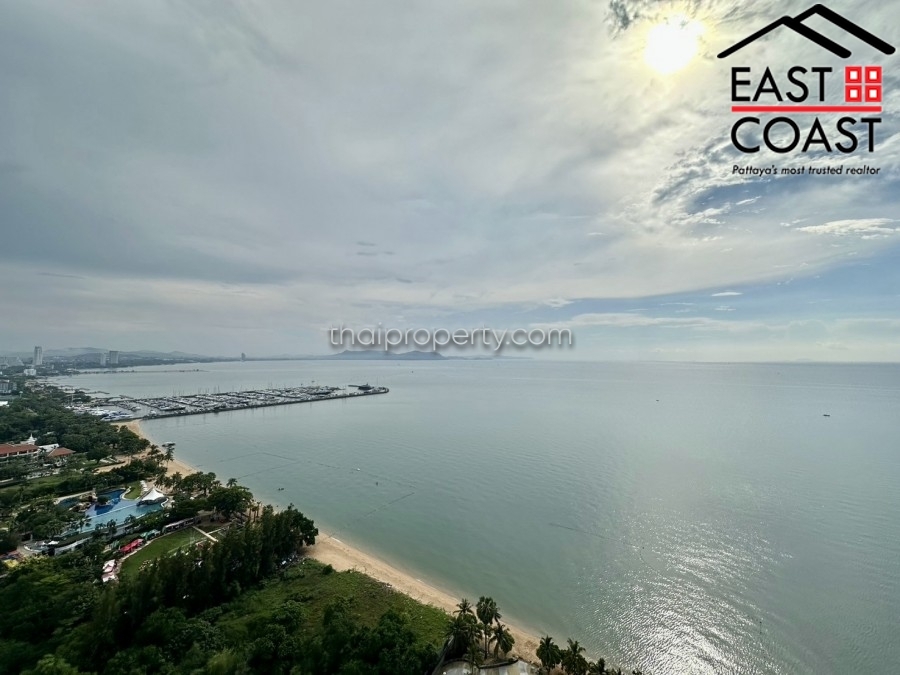 Sunshine Beach Condotel Condo in South Jomtien